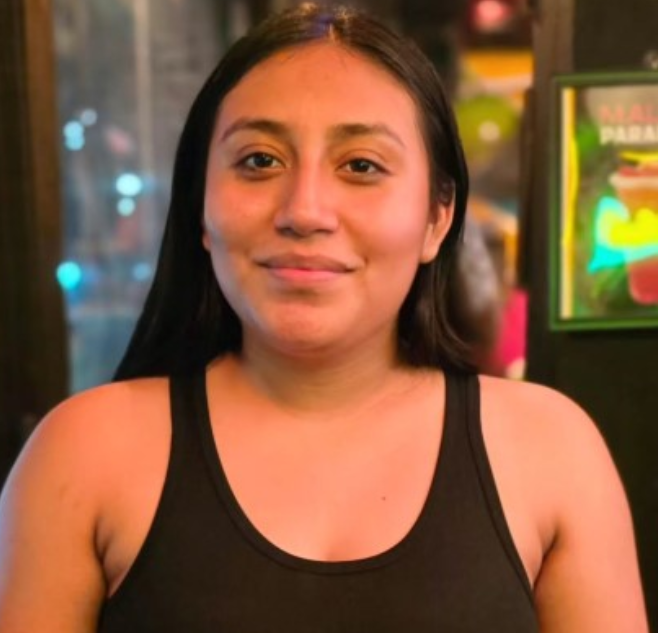 maria-carbaleon-pagina-naranja